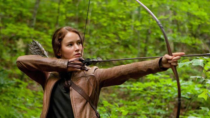 The Hunger Games – Jennifer Lawrence Aiming With Bow